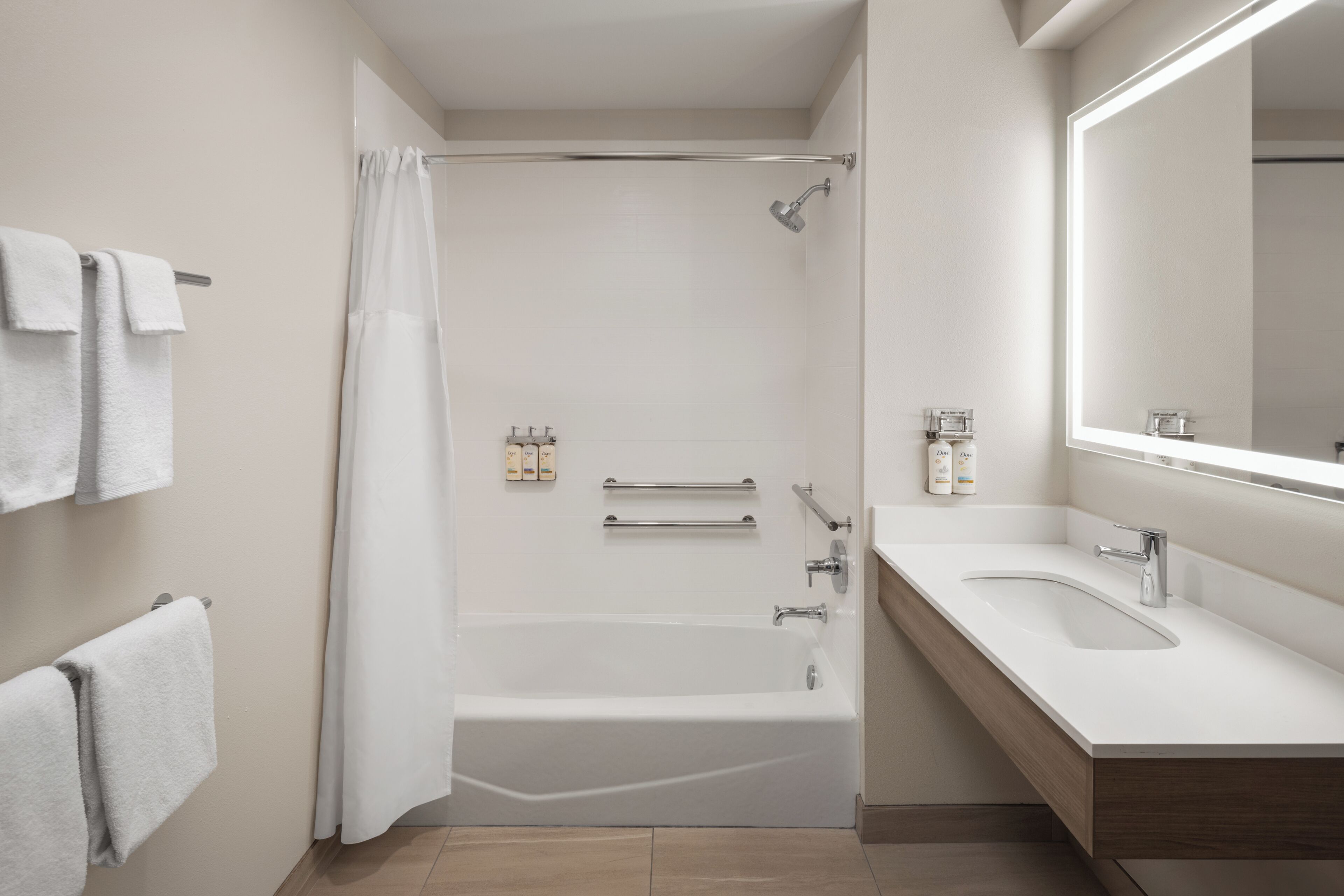 Suite, 1 Bedroom, Mobility Accessible | Bathroom