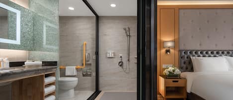 Chambre Standard, 1 très grand lit, accessible aux personnes à mobilité réduite | Salle de bain