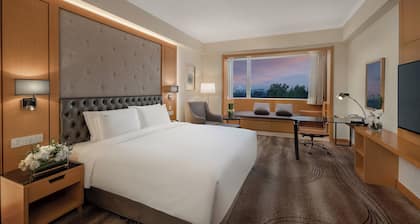 Holiday Inn Beijing Chang An West by IHG