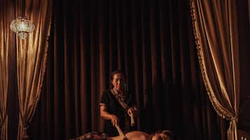 Sale per trattamenti di coppia, massaggi con le pietre calde
