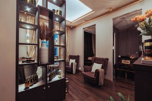 Salas de tratamiento para parejas y masajes con piedras calientes