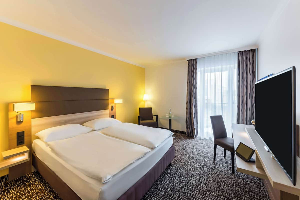 Phòng Tiêu chuẩn, 1 giường cỡ queen | 1 phòng ngủ, bộ đồ giường cao cấp, két bảo mật tại phòng, bàn