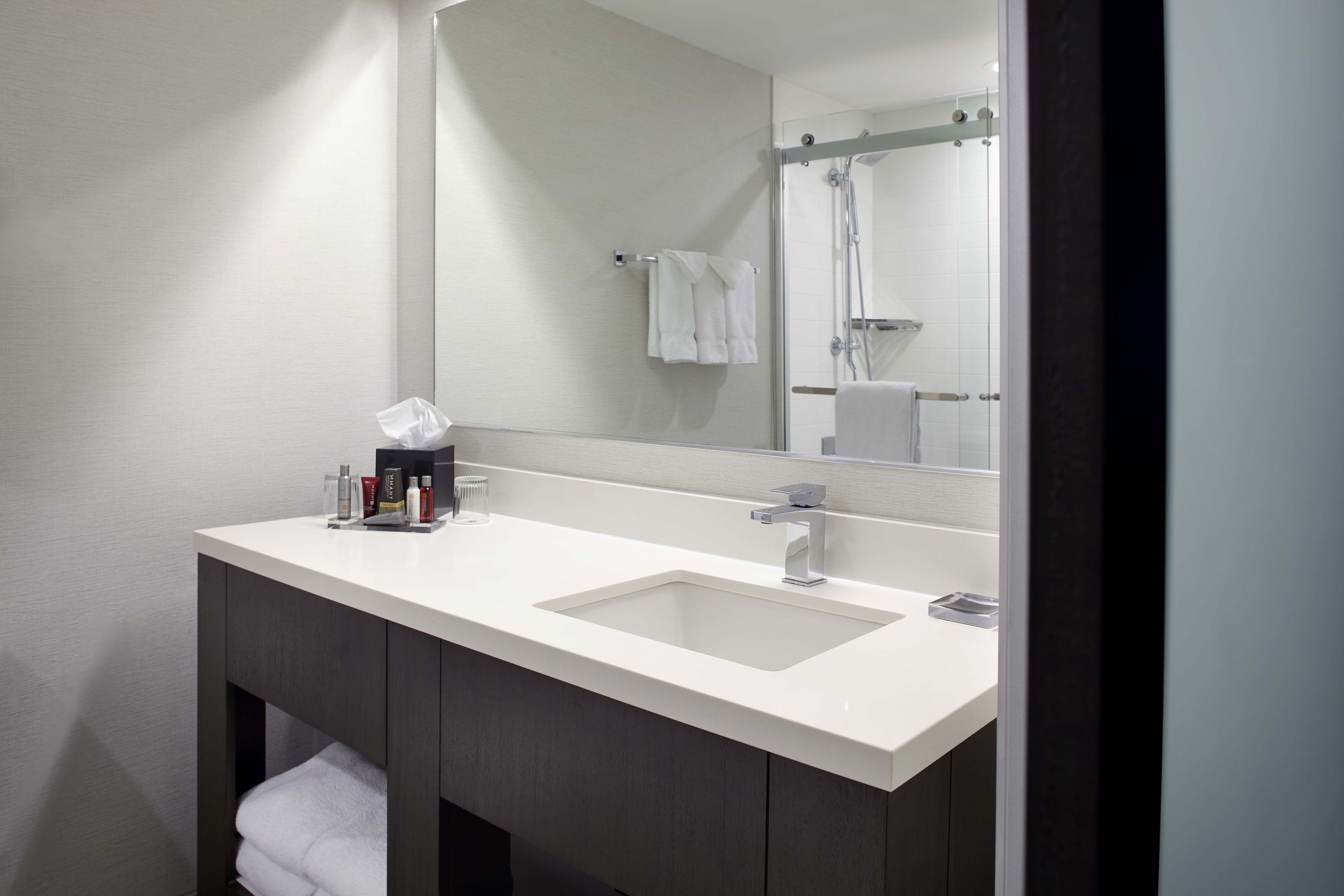 room, 1 king bed with sofa bed, non smoking | bathroom | combined shower/bathtub, designer toiletries, hair dryer, towels