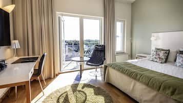 Superior-Doppelzimmer, Balkon | Zimmersafe, Schreibtisch, Bügeleisen/Bügelbrett, kostenloses WLAN
