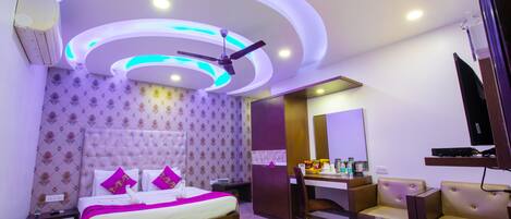 Super deluxe | Premium bedding, memory-foam beds, minibar, individually decorated