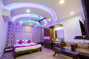 Super deluxe | Biancheria da letto di alta qualità, materassi in memory foam, minibar