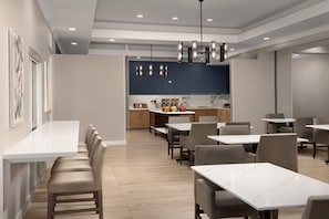 Esmorzar diari continental gratuït