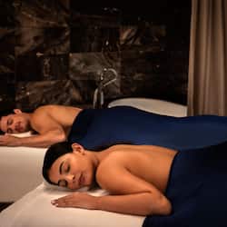 Couples treatment rooms, sauna, hot tub, steam room, body treatments