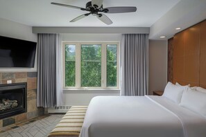 Seprai premium, brankas, dan setrika/meja setrika