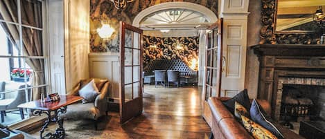 Bar (in der Unterkunft)