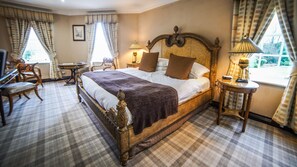3 bedrooms, in-room safe, iron/ironing board, free WiFi