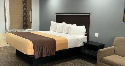 Laguna Inn & Suites