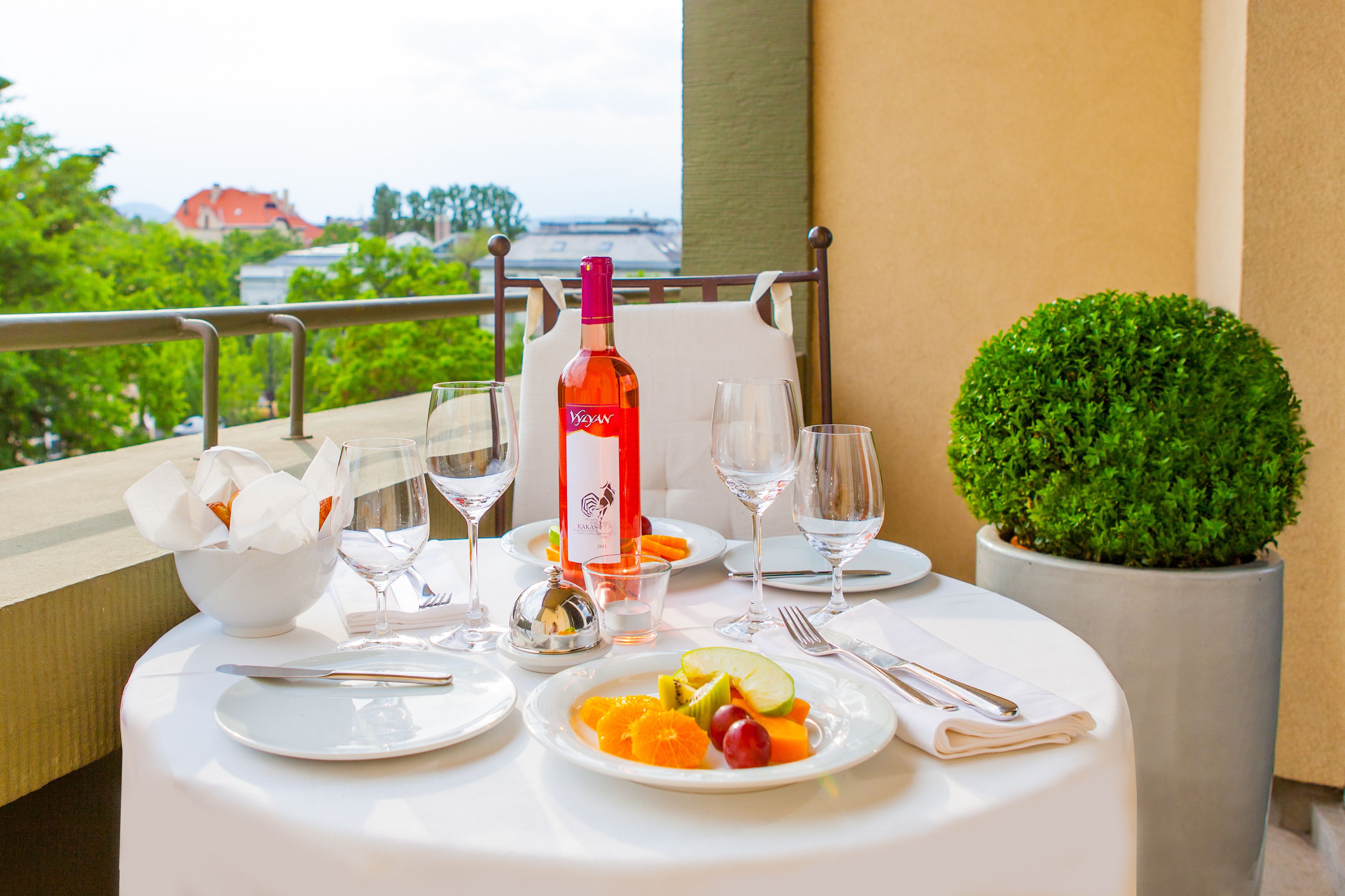 Chambre Deluxe, 1 très grand lit | Balcon