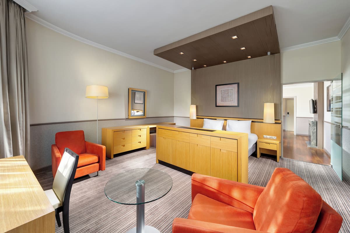 Ambassador Suite | Minibar, coffres-forts dans les chambres, chambres insonorisées