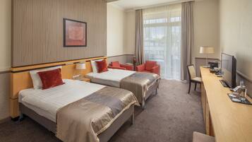 Minibar, caja de seguridad en la habitación y sistema de insonorización