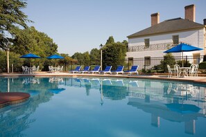 Indoor pool, seasonal outdoor pool, pool umbrellas, pool loungers