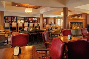 Petit déjeuner composé de spécialités régionales (30 USD par personne)