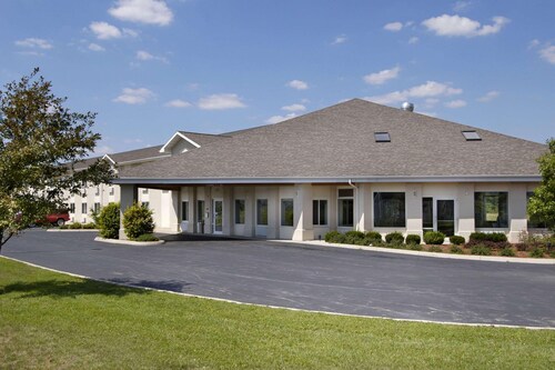 Baymont by Wyndham Dowagiac