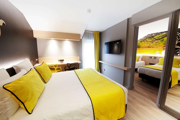 Suite, Multiple Beds, Non Smoking (Upgrade)