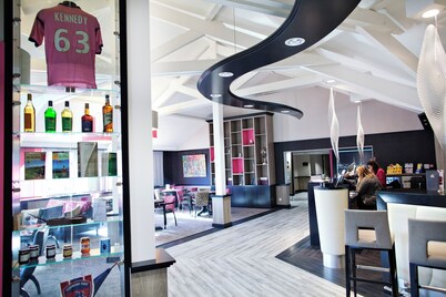Hôtel le Kennedy, Clermont-Ferrand, The Originals Relais