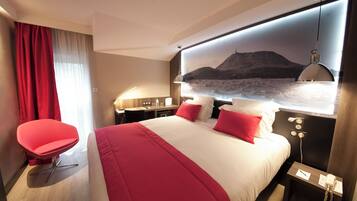 Privilege Room | Tallelokero huoneessa, yksilöllisesti kalustettu, äänieristys