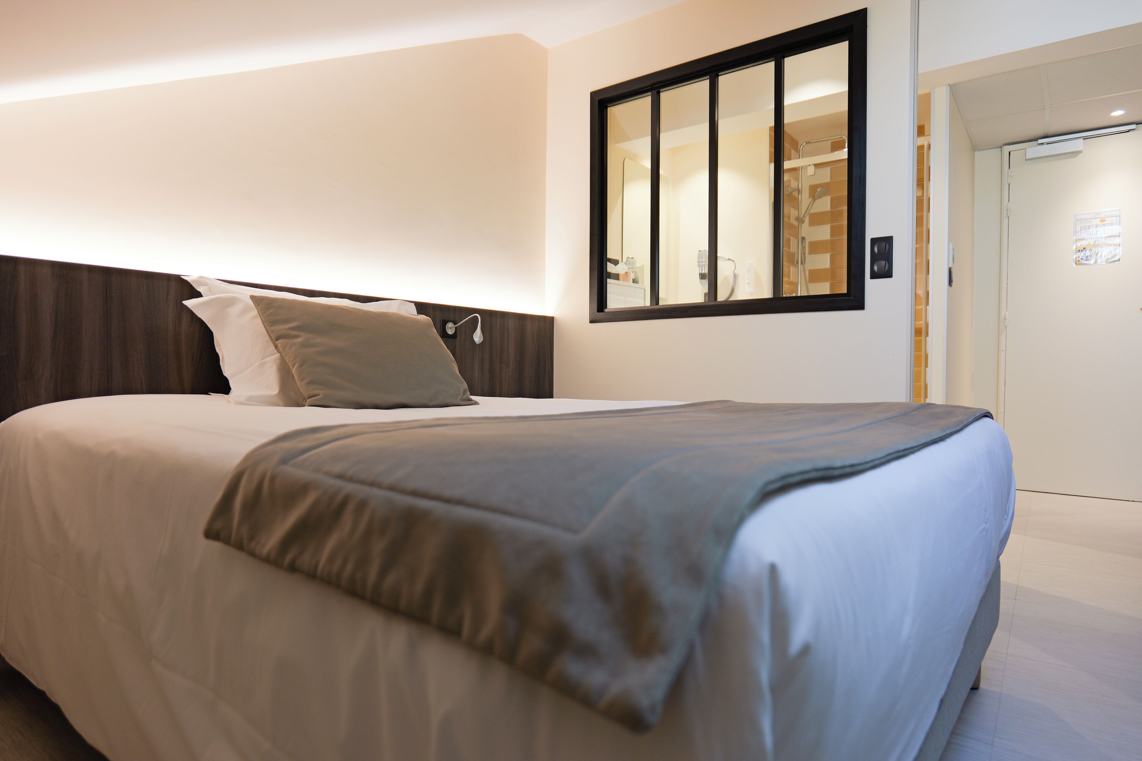 Photo - Hôtel Le Kennedy, Clermont-Ferrand, The Originals Relais