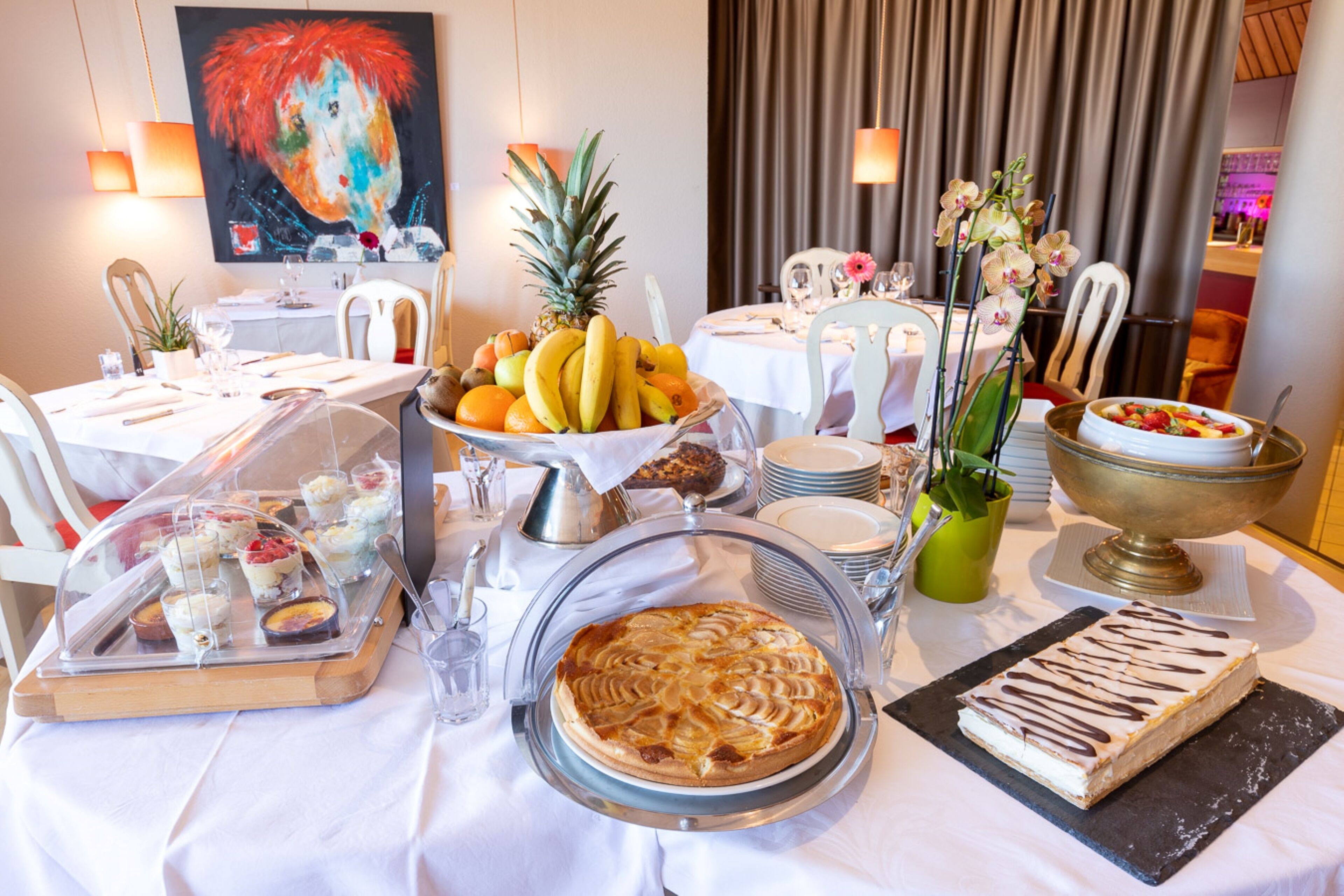 breakfast and dinner served, regional cuisine