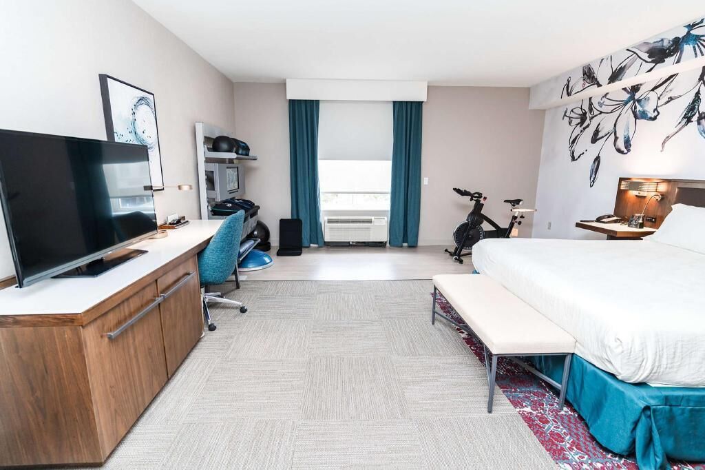 Premium bedding, pillowtop beds, in-room safe, desk