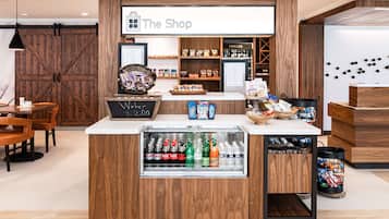 Breakfast and dinner served, American cuisine