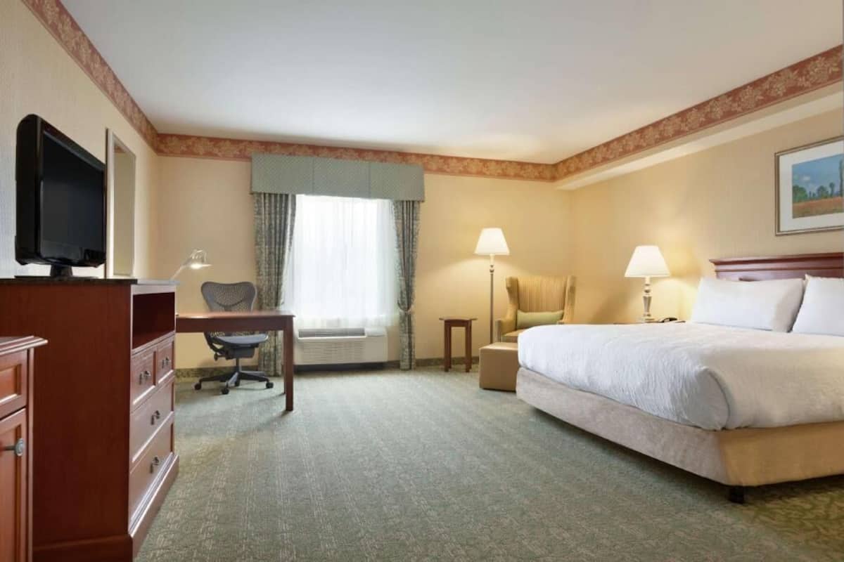 Premium bedding, pillowtop beds, in-room safe, desk