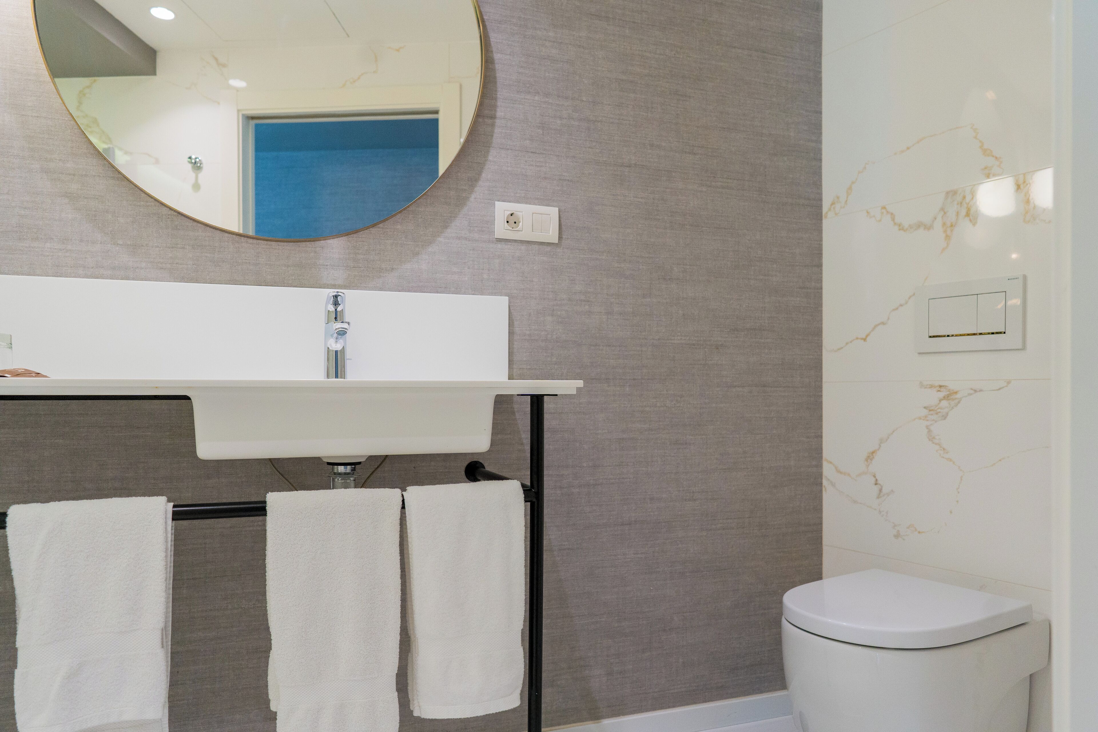 family room (2 adults + 2 children) | bathroom | free toiletries, hair dryer, towels, soap