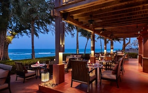3 restaurants, breakfast, lunch, dinner served; Italian cuisine