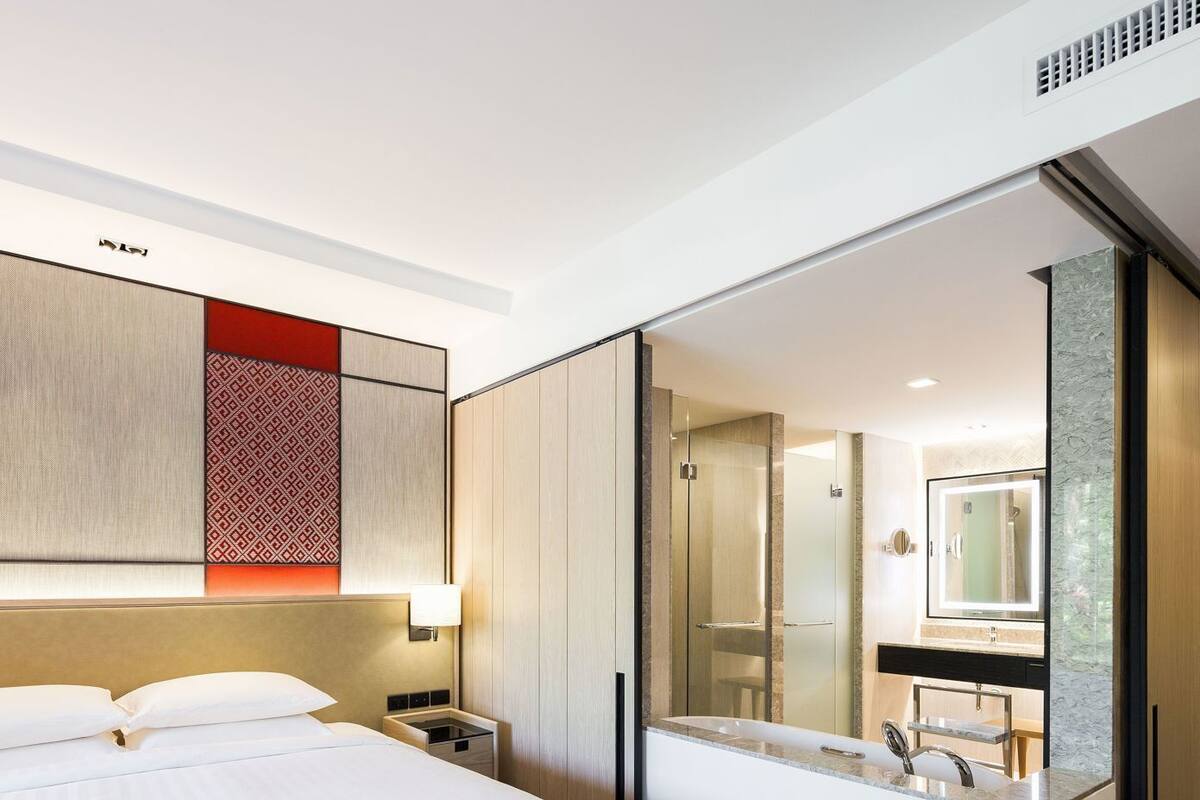 Literie de qualité supérieure, coffres-forts dans les chambres, bureau