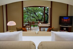 Premium bedding, in-room safe, desk, laptop workspace - Hyatt Regency Hua Hin (Hua Hin)