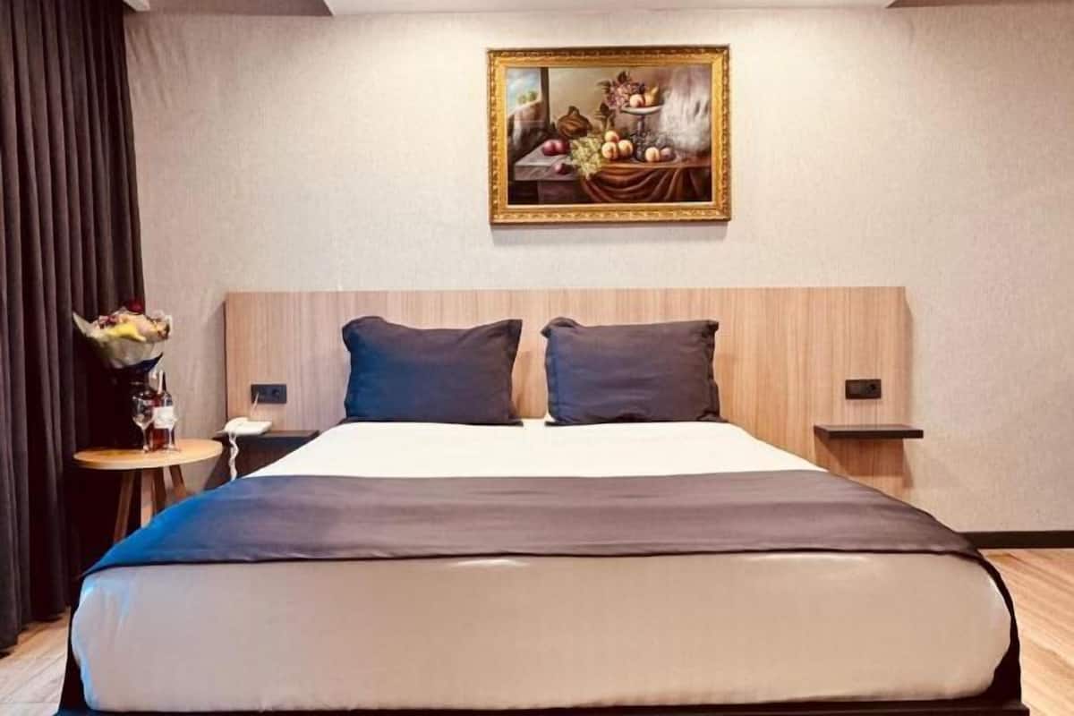 1 habitación, minibar, caja de seguridad en la habitación y escritorio