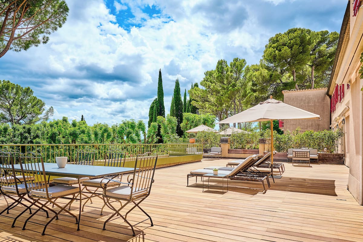 Suite, Terrace, Garden View | 1 bedroom, premium bedding, in-room safe, individually decorated