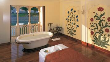 Couples treatment room(s), body treatments, aromatherapy, Thai massages
