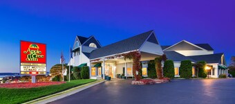 Apple Tree Inn, SureStay Collection by Best Western