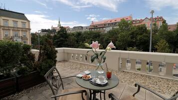 Premium Room | Terrace/patio