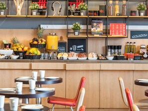 Dagelijks ontbijtbuffet (toeslag)