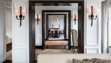 Ropa de cama de alta calidad, edredón y minibar