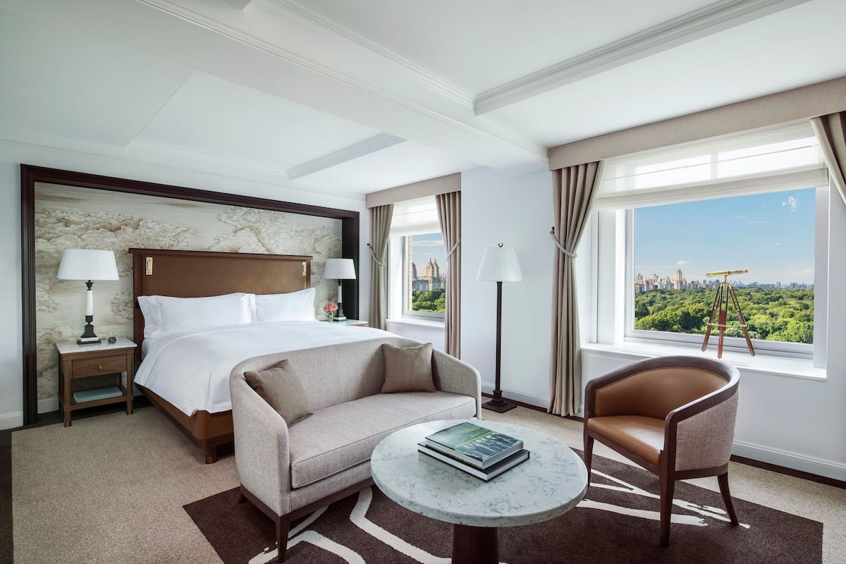 1 bedroom, premium bedding, down duvets, minibar
