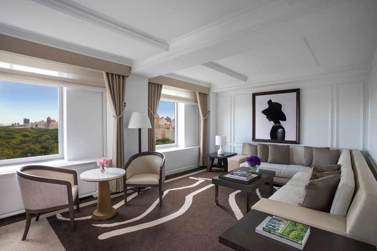 1 bedroom, premium bedding, down duvets, minibar
