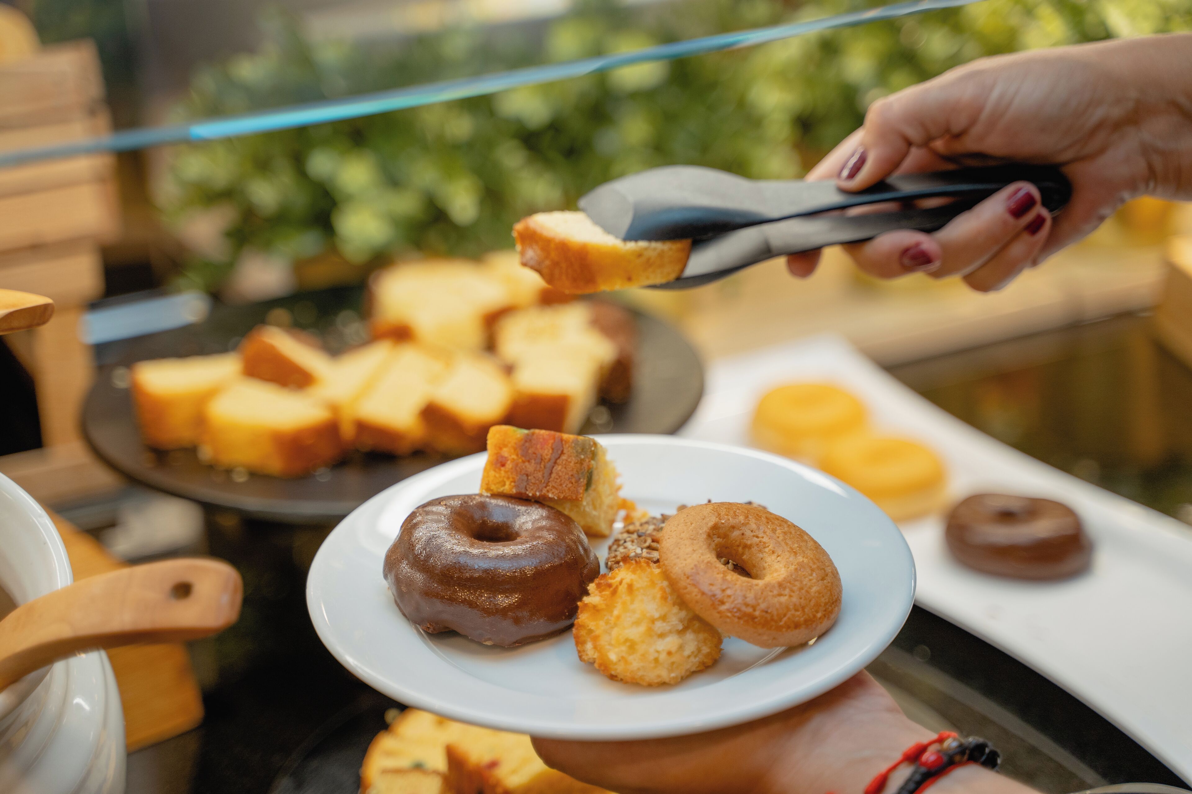 daily buffet breakfast (eur 11 per person)