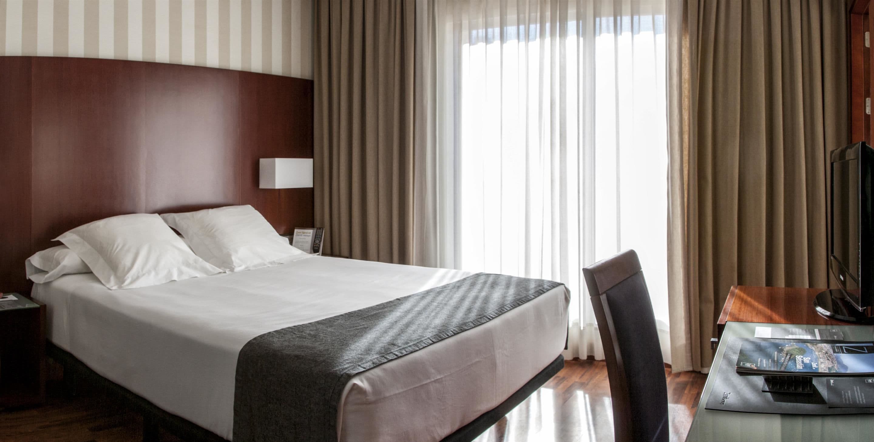 1 bedroom, minibar, in-room safe, desk