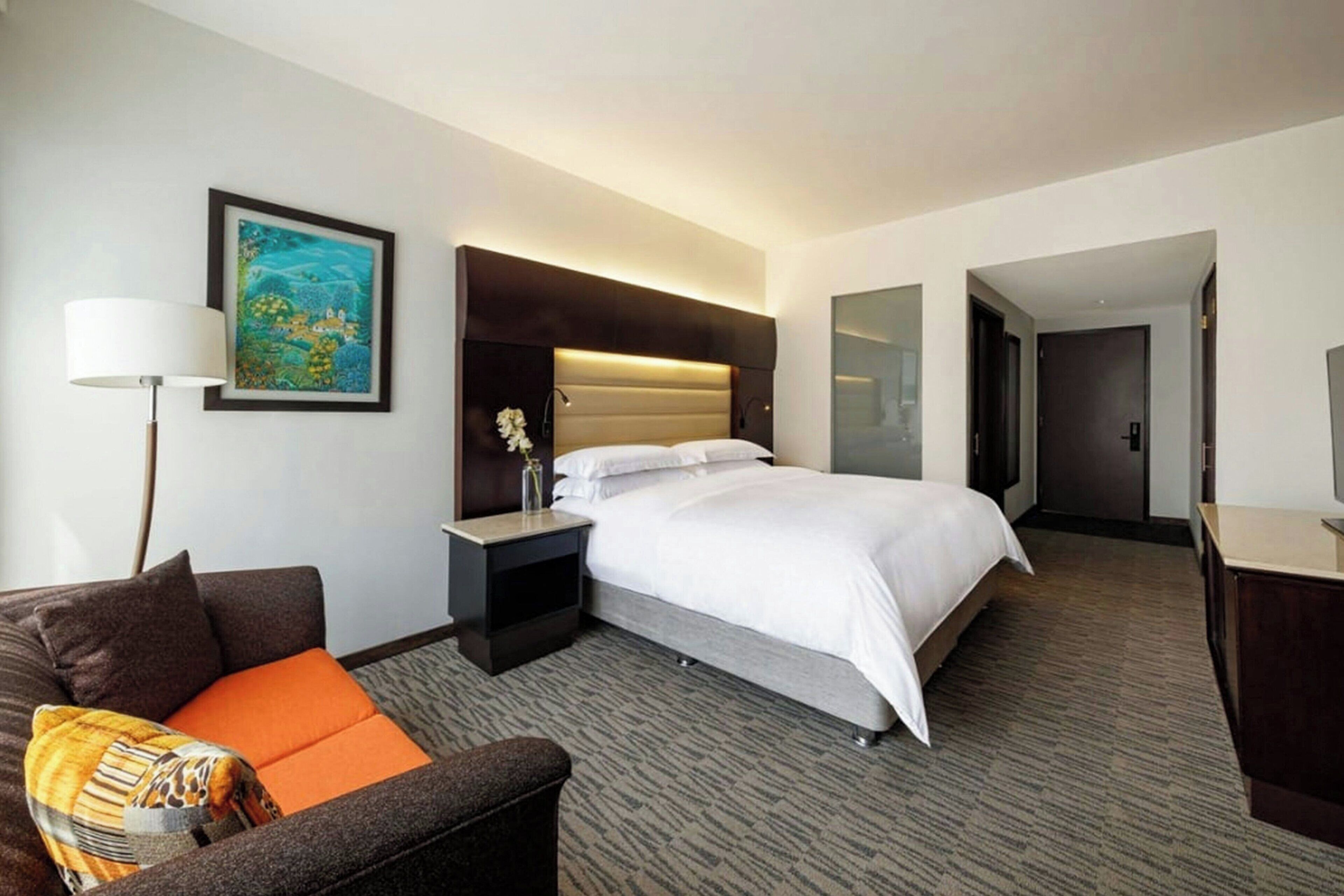 premium bedding, minibar, in-room safe, desk