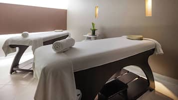 2 treatment rooms, massages