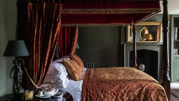 Superior Room, 1 Double Bed | Premium bedding, minibar, in-room safe, individually decorated