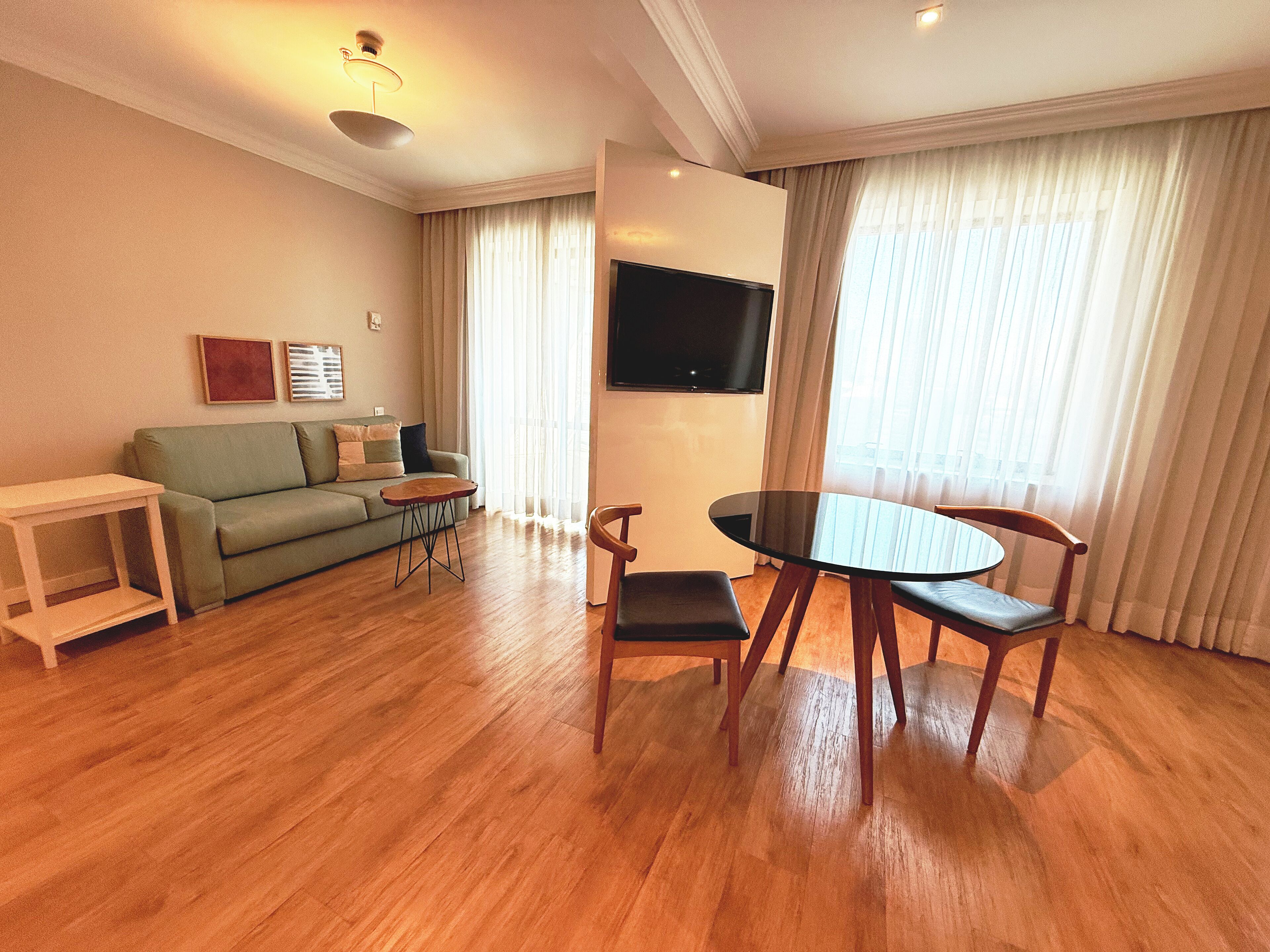 premium suite | living area