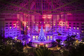 Interior detail at Gaylord Palms Resort & Convention Center